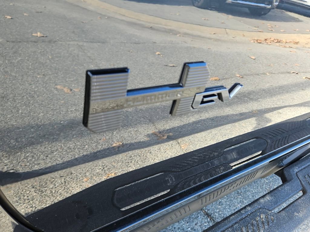 New 2026 GMC Hummer EV SUV image 19
