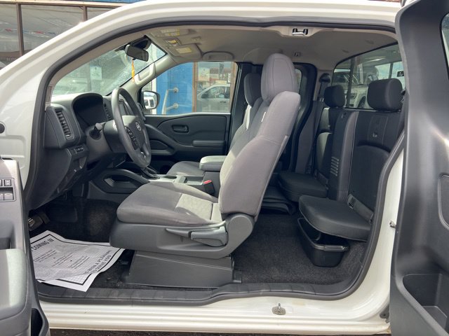 Used 2022 Nissan Frontier S RWD image 12