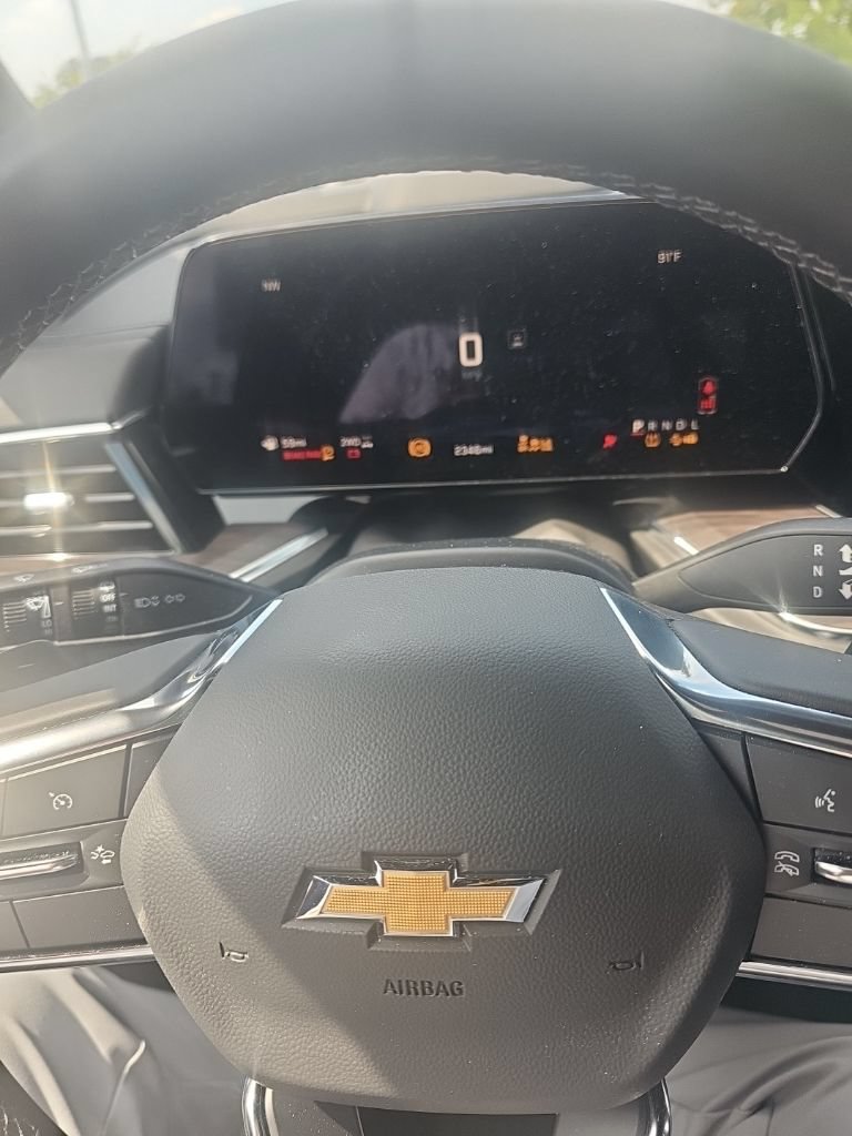 Used 2026 Chevrolet Tahoe LS AWD/4WD image 12