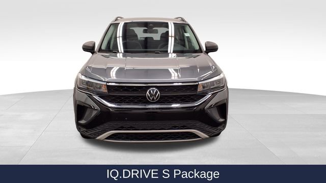 Used 2022 Volkswagen Taos S w/ IQ Drive S Package image 2