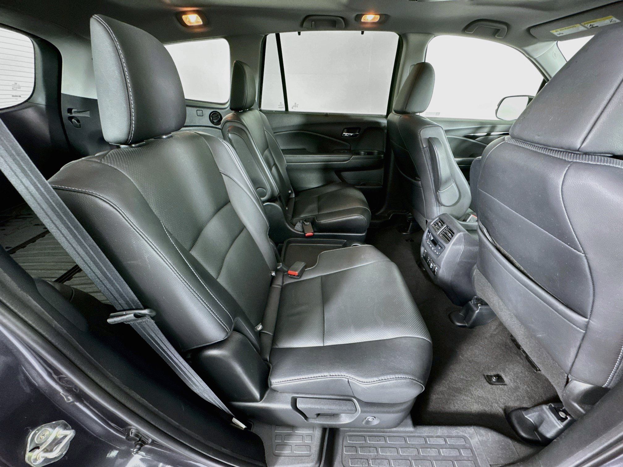 Certified 2019 Honda Pilot Elite image 30