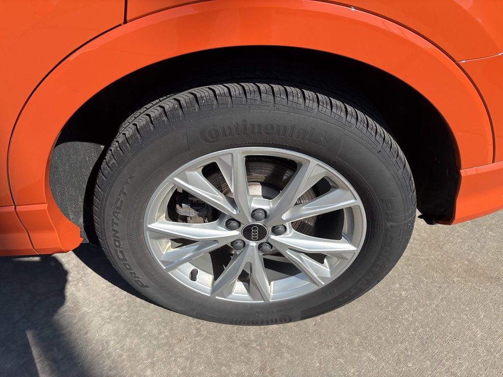 Used 2025 Audi Q3 2.0T Premium image 14