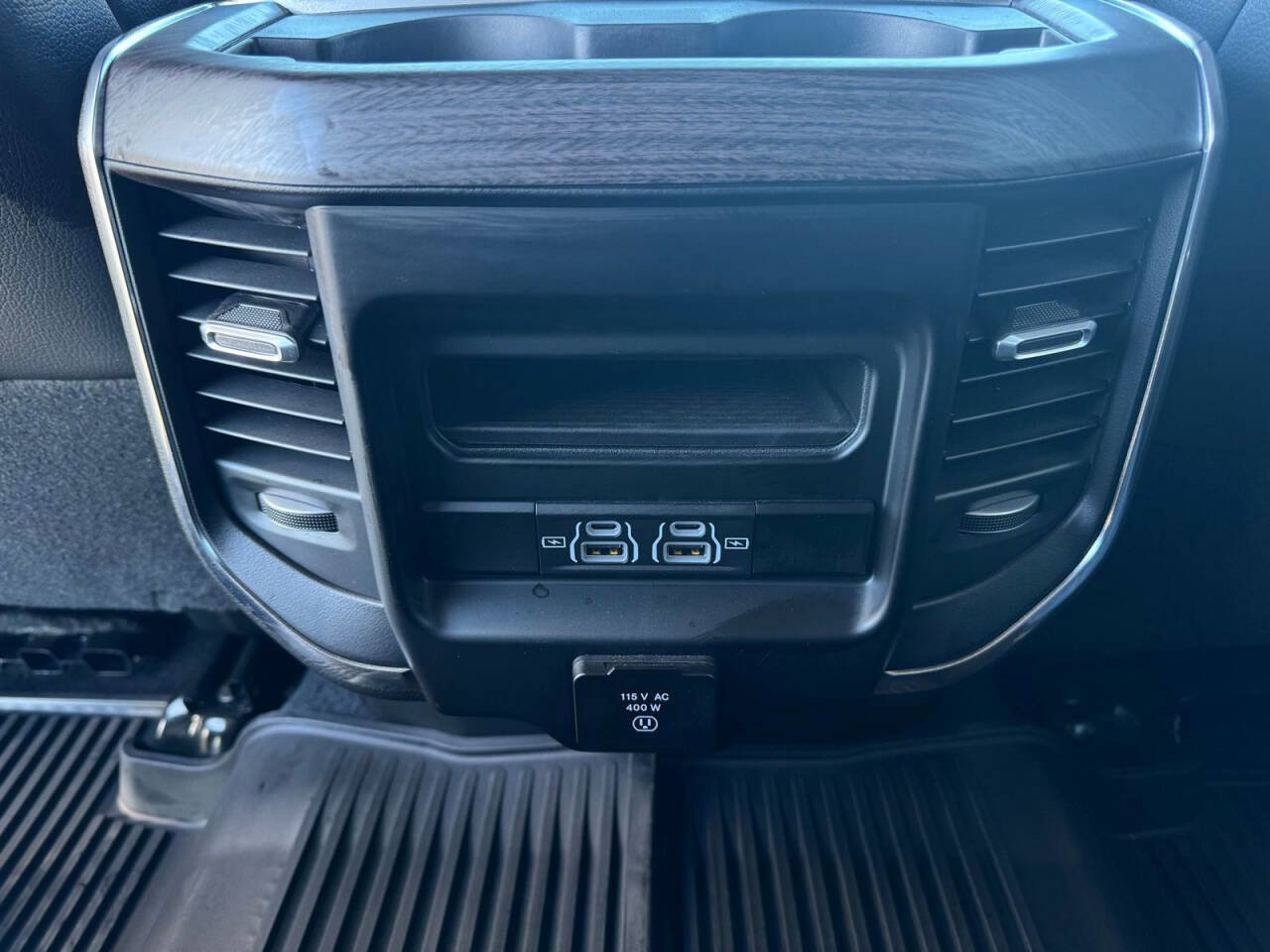 Used 2025 RAM 2500 Laramie image 31