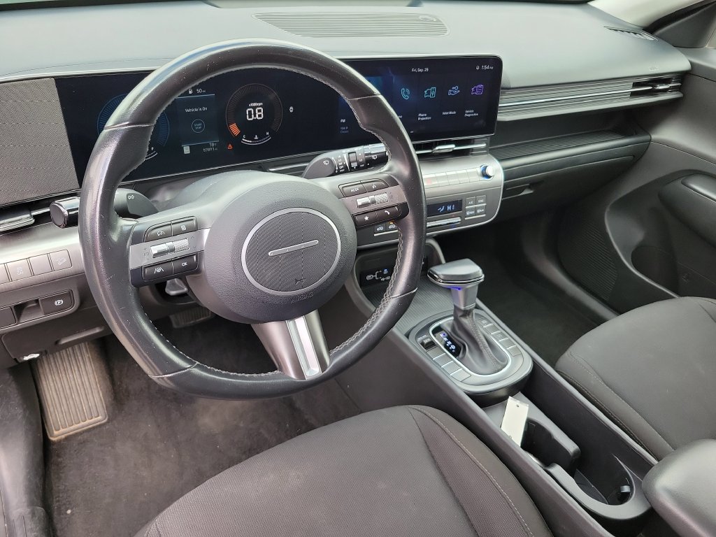 Used 2025 Hyundai Kona SEL FWD image 14