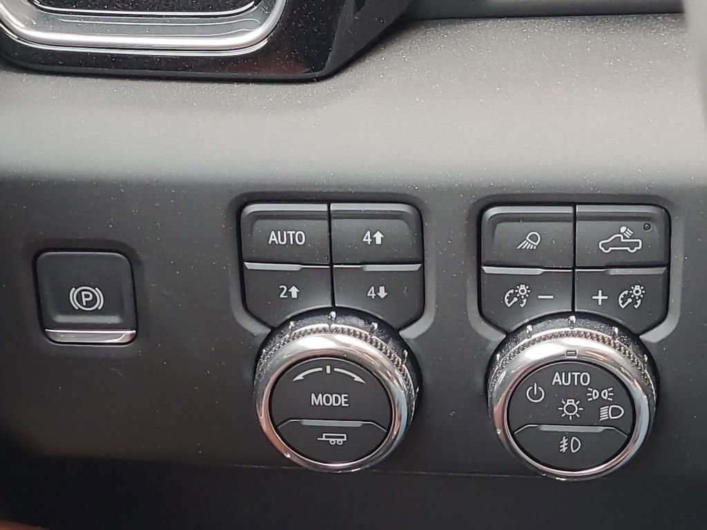 New 2026 GMC Sierra 3500 Denali Ultimate image 18