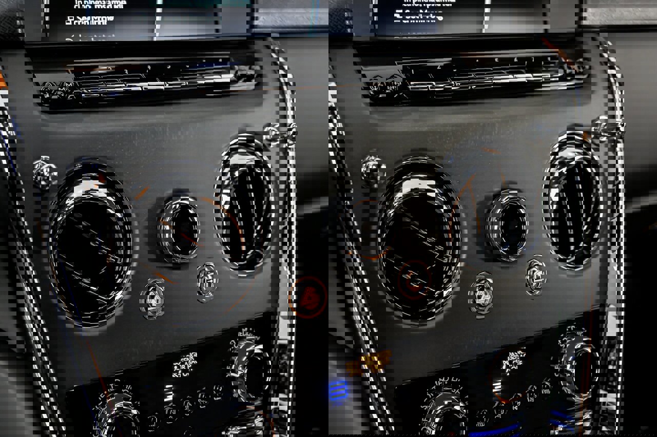 Used 2022 Rolls-Royce Cullinan image 36