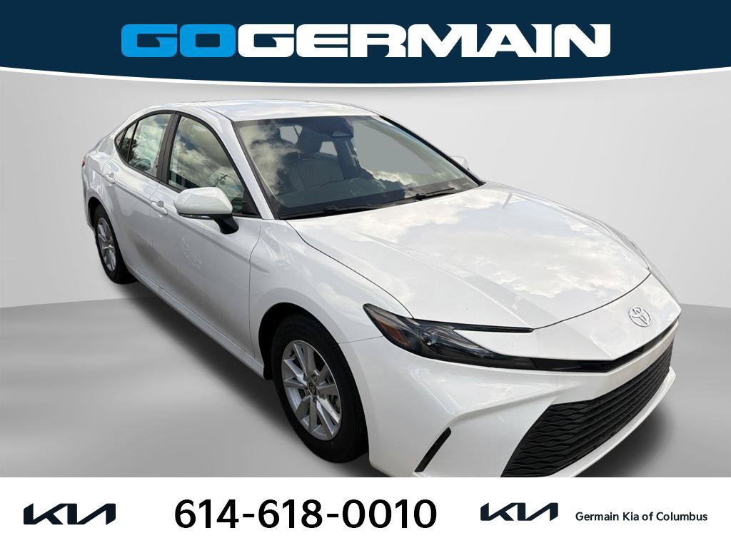 Used 2026 Toyota Camry LE w/ Convenience Package FWD image 4