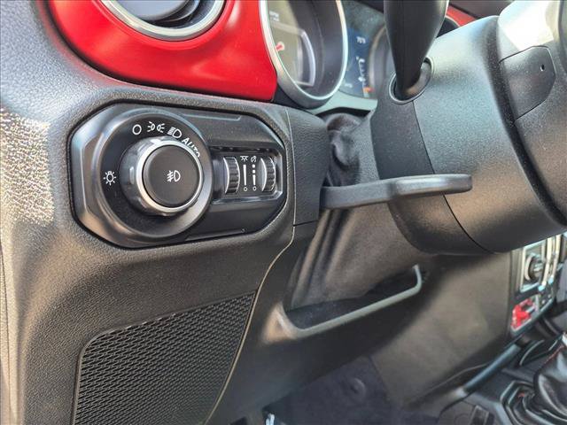 Used 2019 Jeep Wrangler Unlimited Rubicon w/ Cold Weather Group AWD/4WD image 24