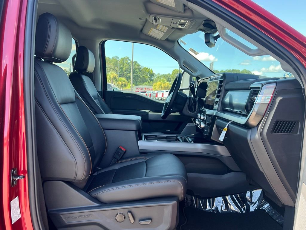 New 2026 Ford F250 Lariat w/ Chrome Package image 32