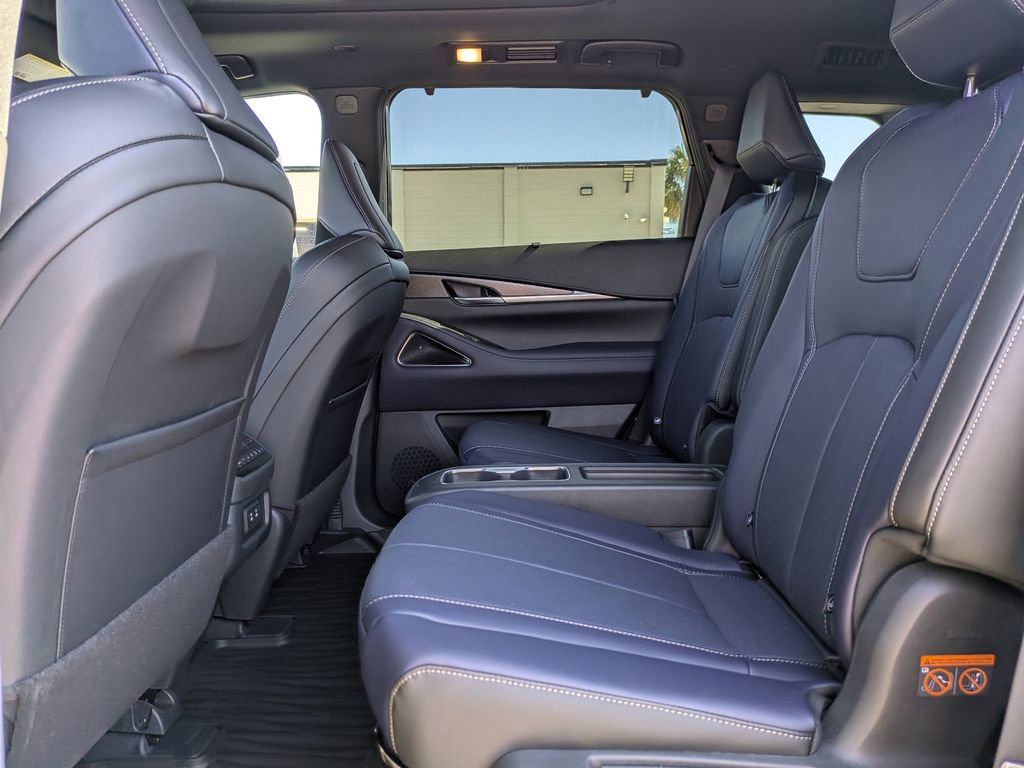 New 2026 INFINITI QX60 Sport w/ Dark Cargo Package image 15
