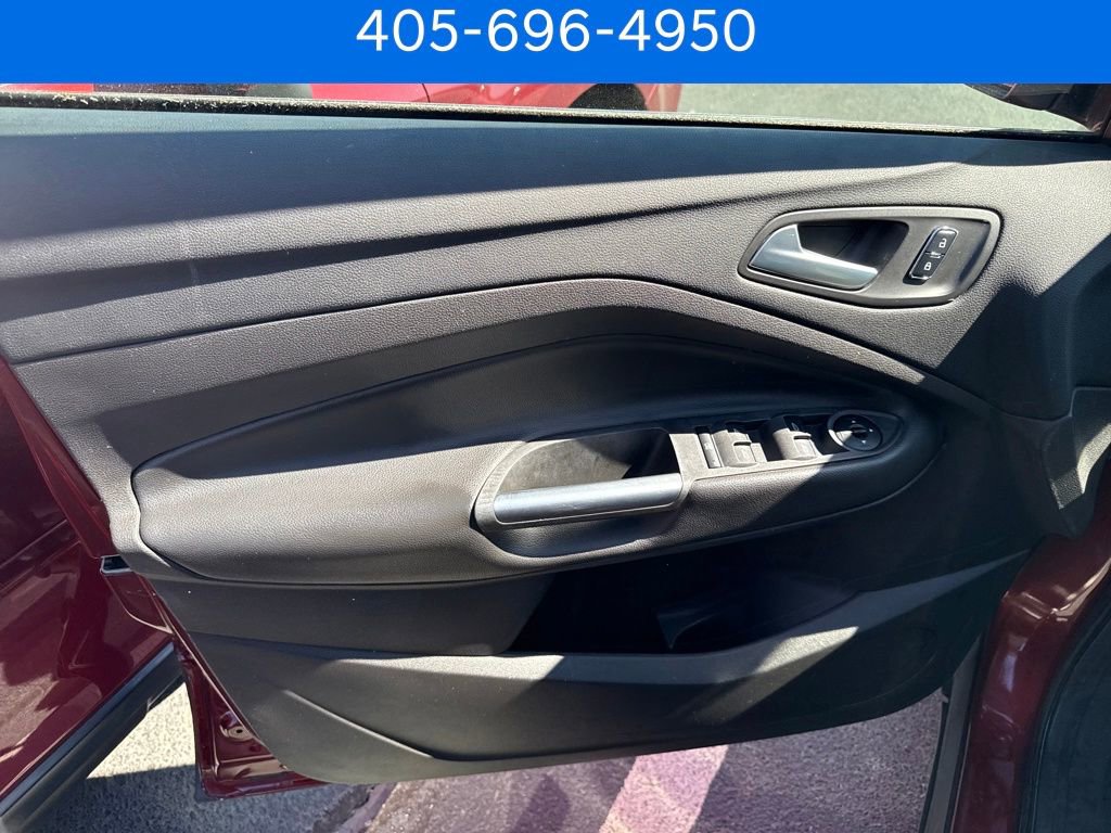 Used 2016 Ford Escape SE image 10