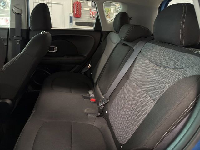 Used 2018 Kia Soul + FWD image 22