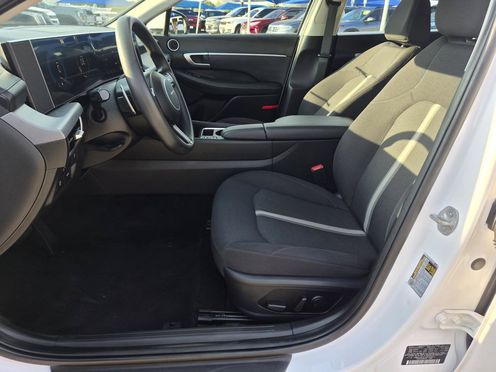Used 2025 Hyundai Sonata SEL FWD image 15