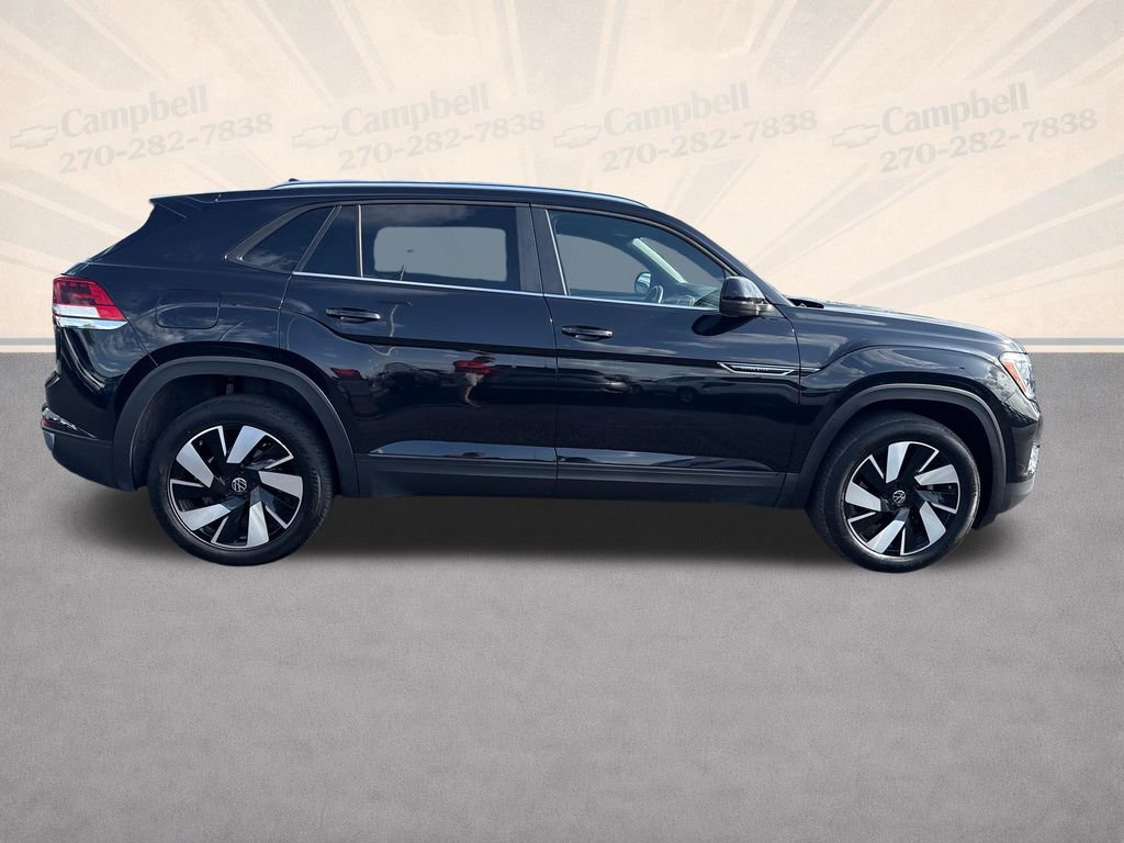 Used 2025 Volkswagen Atlas Cross Sport SE image 7