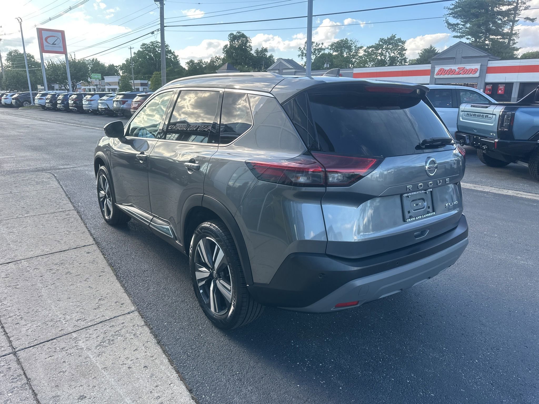 Used 2021 Nissan Rogue SL AWD/4WD image 5