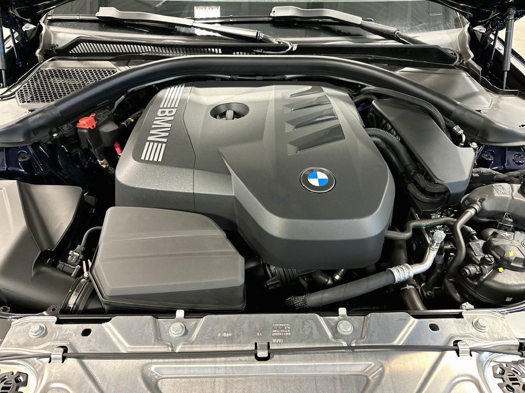 New 2026 BMW 330i xDrive Sedan w/ Premium Package AWD/4WD image 31