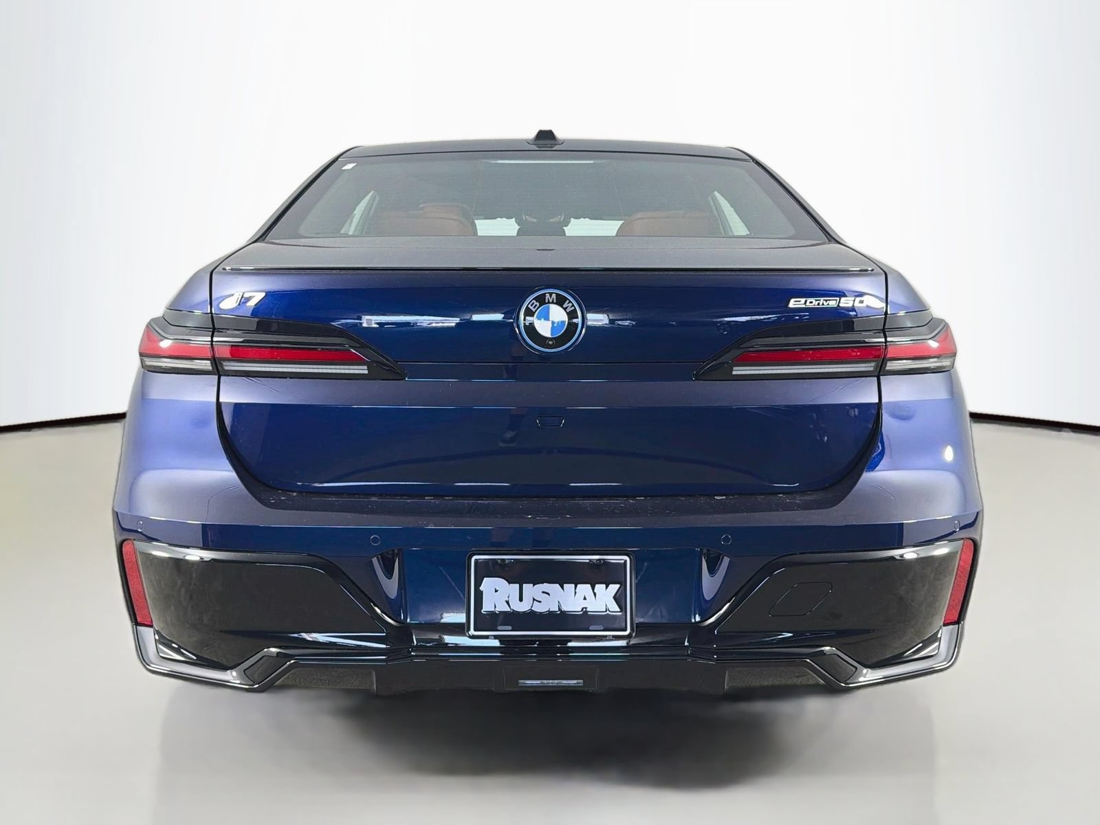 New 2026 BMW i7 xDrive60 w/ M Sport Package RWD image 6