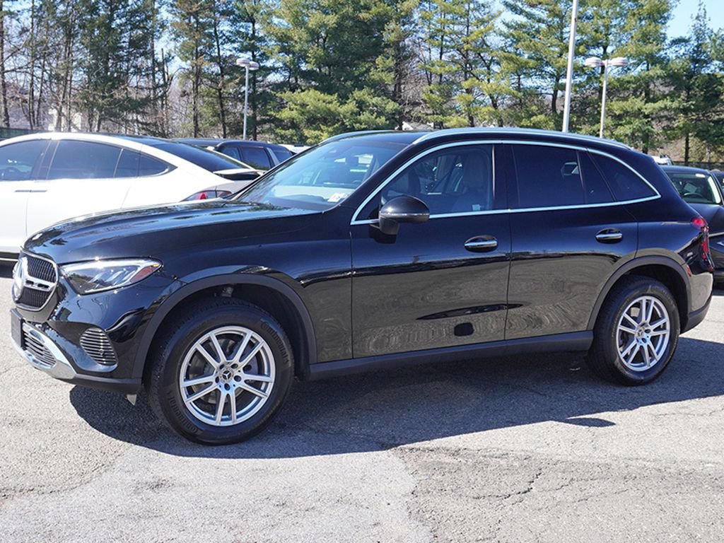 Used 2023 Mercedes-Benz GLC 300 4MATIC image 8