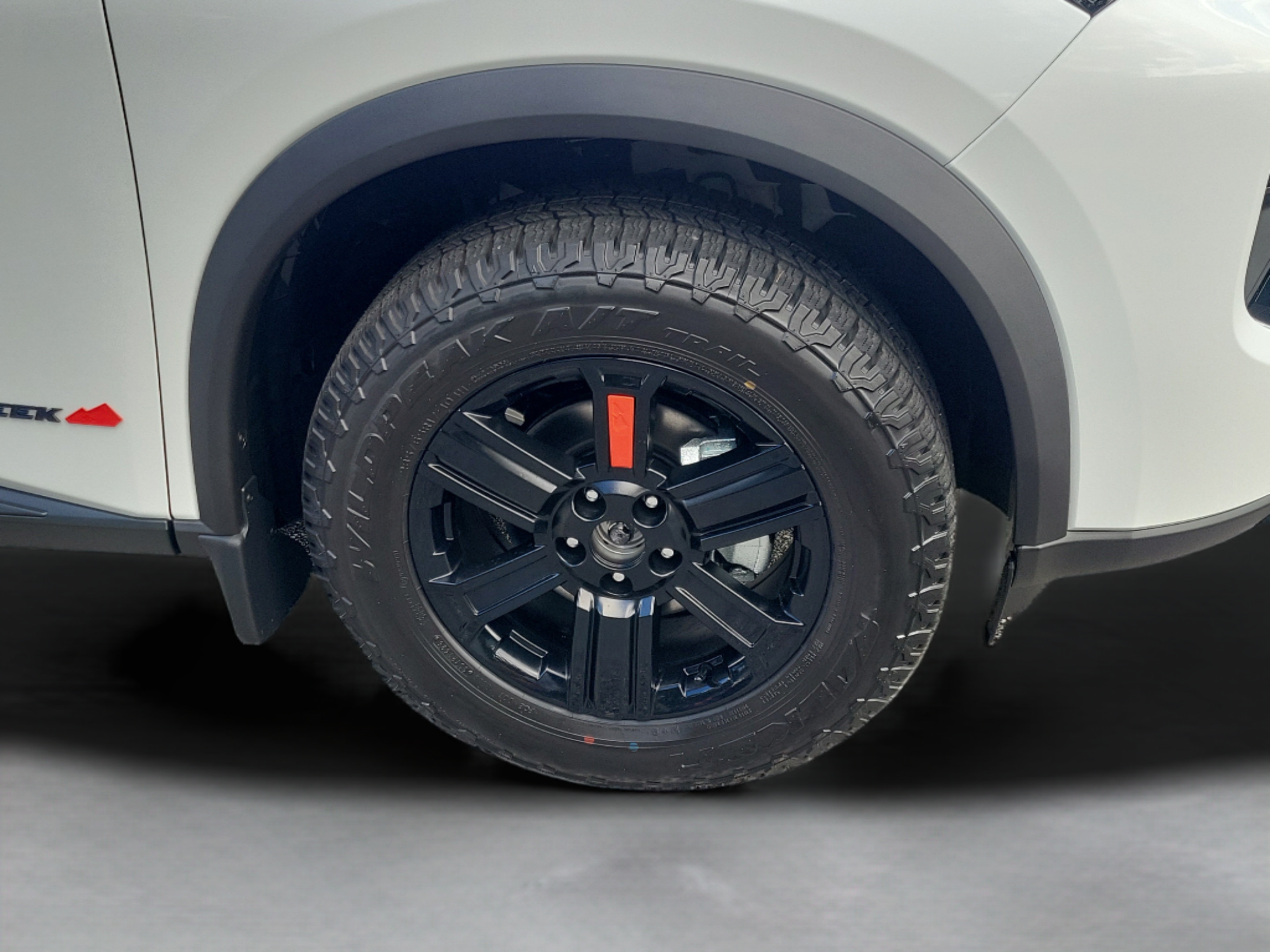 New 2026 Nissan Rogue SV AWD/4WD image 30