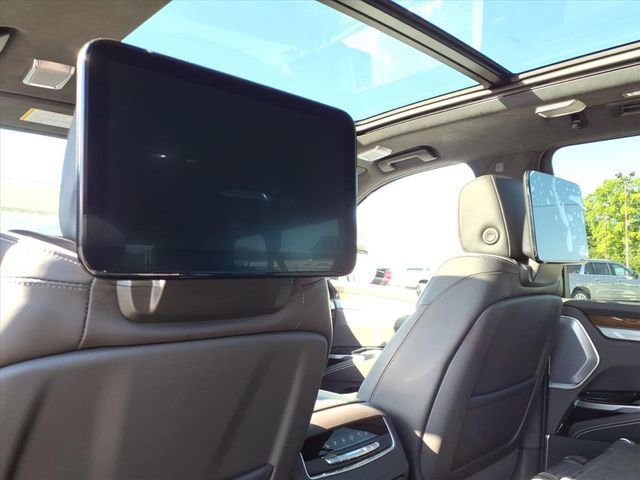 New 2026 Cadillac Escalade ESV Platinum Sport AWD/4WD image 7
