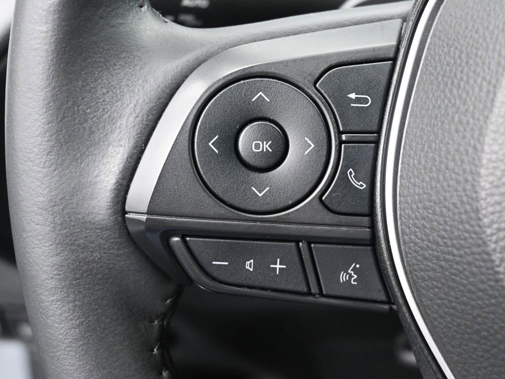 Used 2024 Toyota Corolla Cross AWD Hybrid image 15