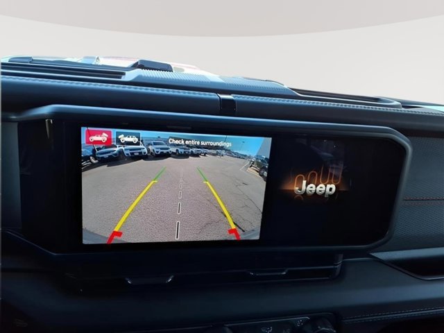 New 2026 Jeep Wrangler Unlimited Rubicon w/ Xtreme 35 Tire Package image 15