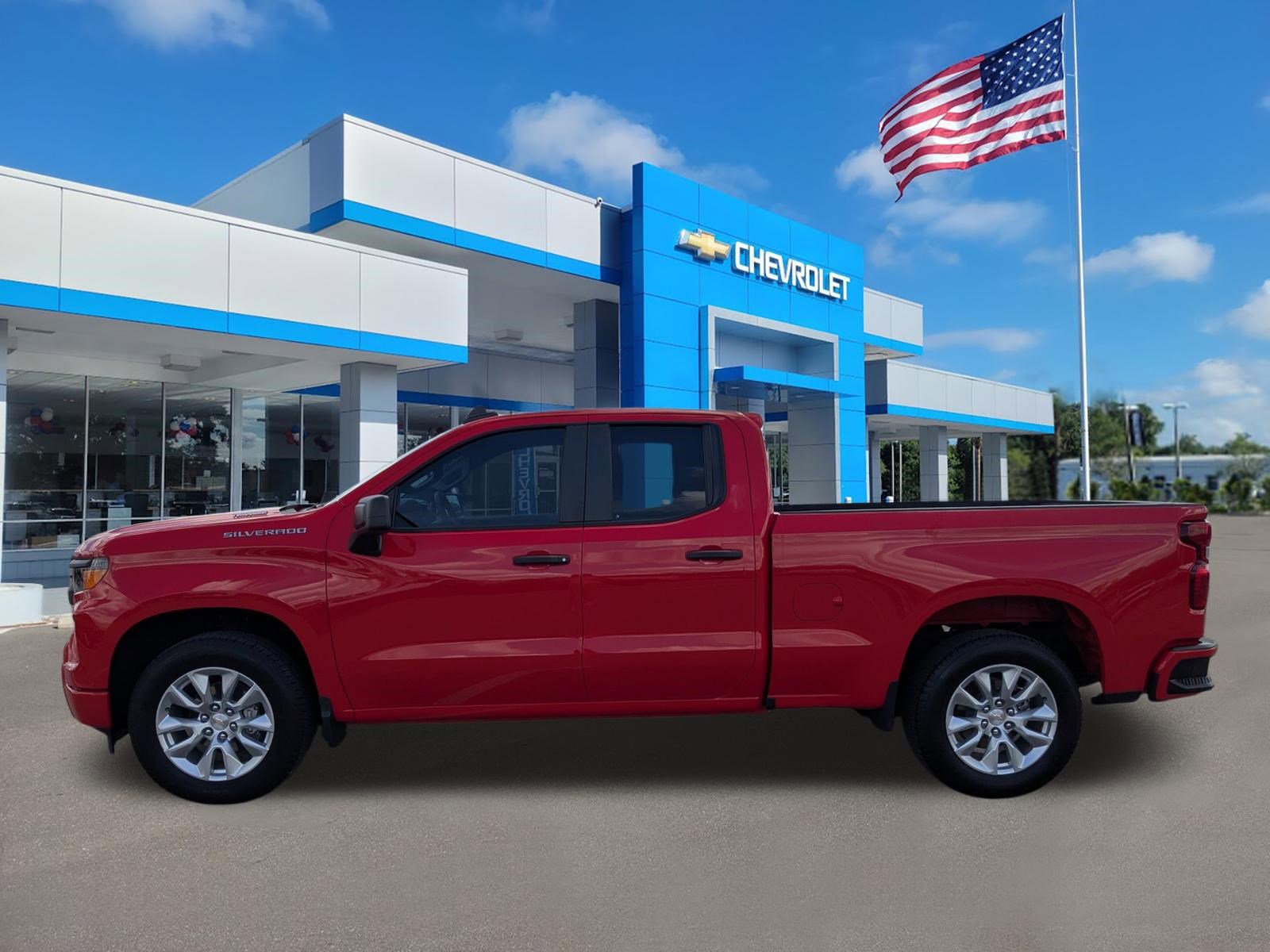 Used 2025 Chevrolet Silverado 1500 Custom image 7