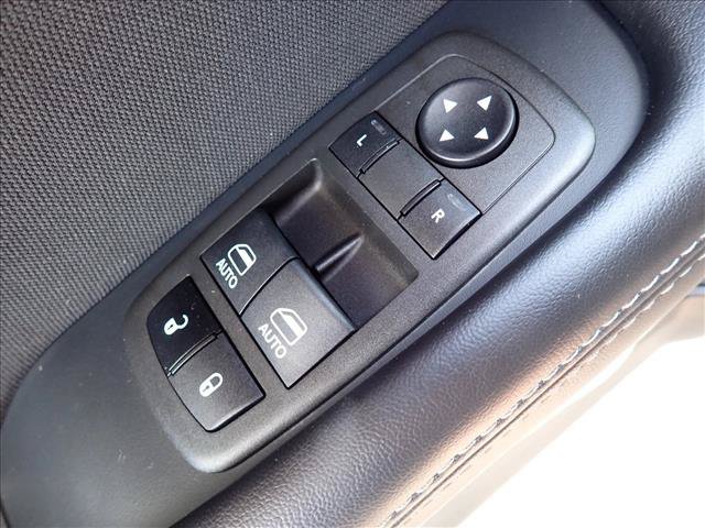 Used 2022 Dodge Challenger R/T Scat Pack RWD image 13