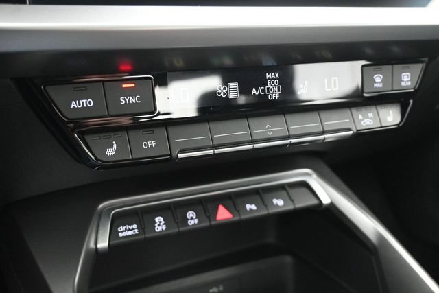 Used 2024 Audi A3 2.0T Premium FWD image 33