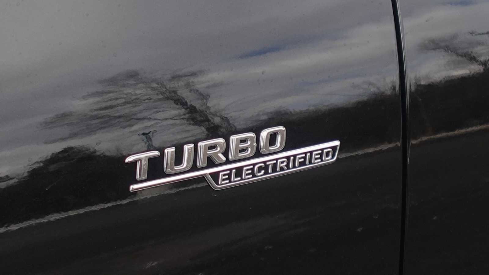 New 2026 Mercedes-Benz GLC 43 AMG AMG GLC 43 image 18