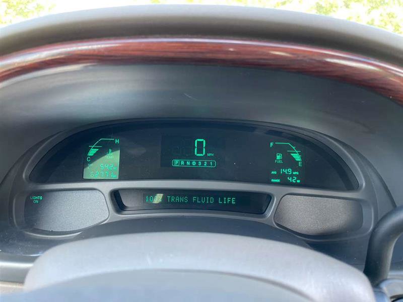 Used 2003 Cadillac De Ville w/ Comfort & Convenience Package FWD image 19