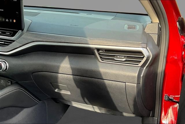 Used 2023 Nissan Altima 2.5 SV w/ SV Premium Package image 18