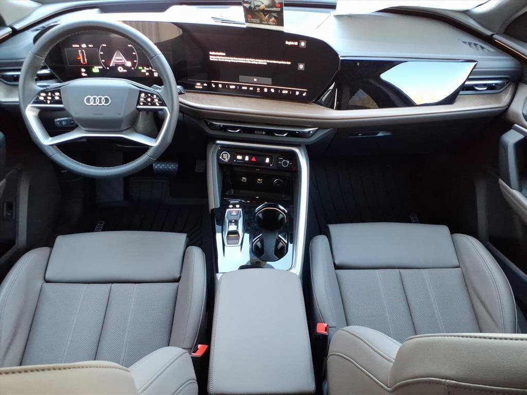 Used 2025 Audi Q5 Premium Plus AWD/4WD image 7