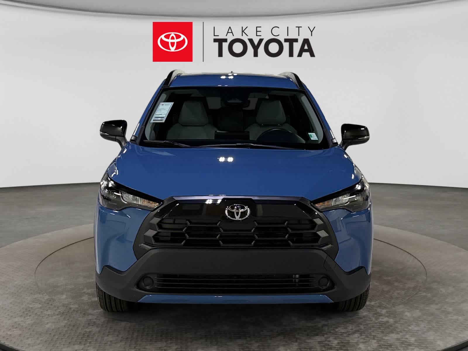 Used 2026 Toyota Corolla Cross LE FWD image 14