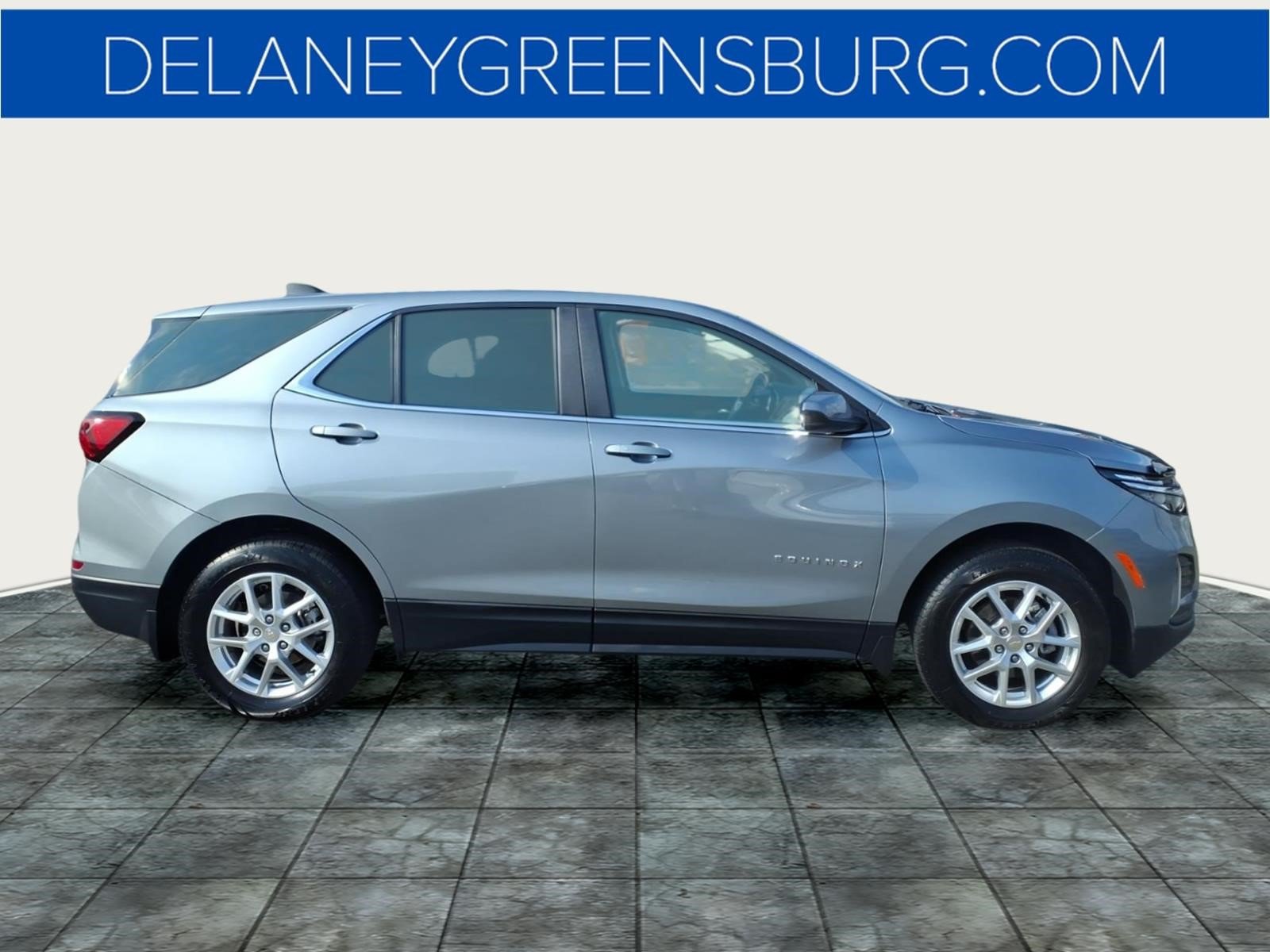 Used 2024 Chevrolet Equinox LT w/ LPO, Floor Liner Package AWD/4WD image 2