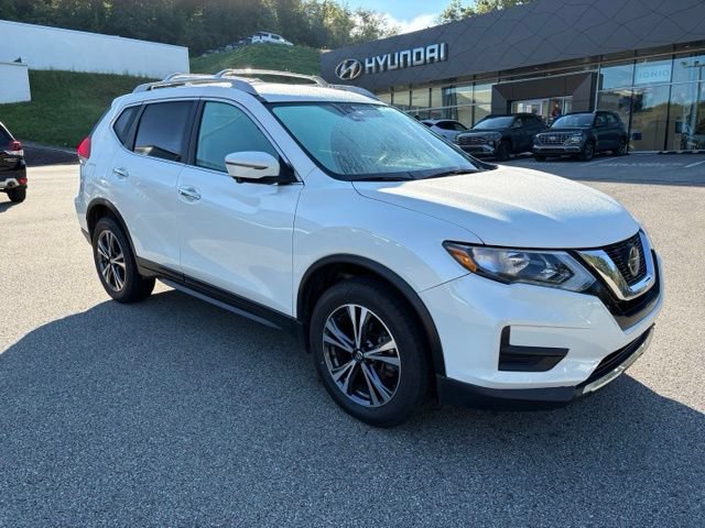 Used 2019 Nissan Rogue SV w/ Premium Package AWD/4WD image 7