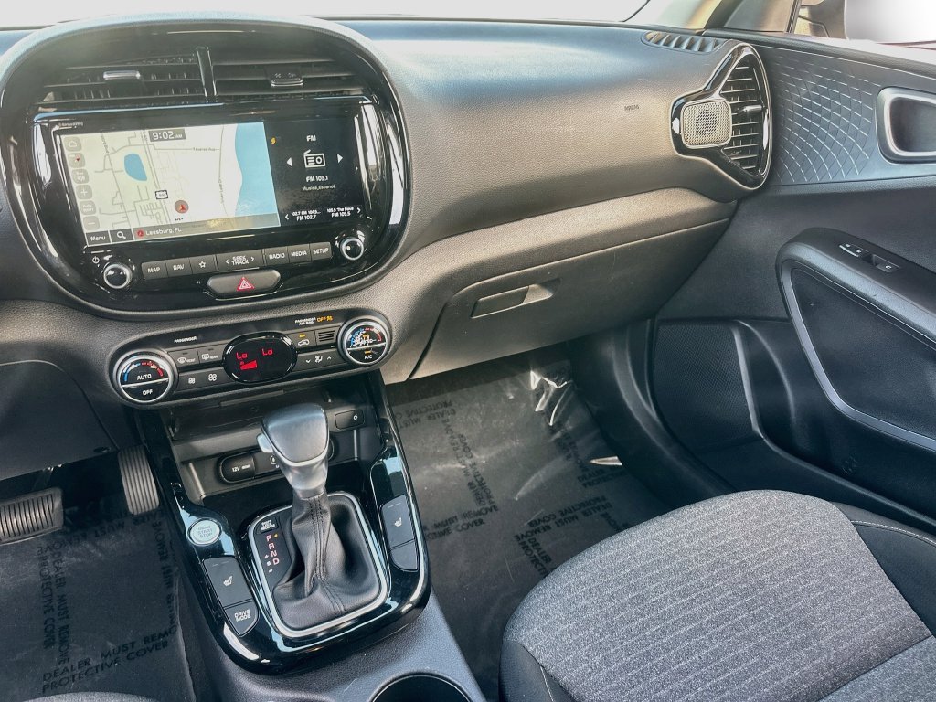 Used 2020 Kia Soul EX FWD image 23