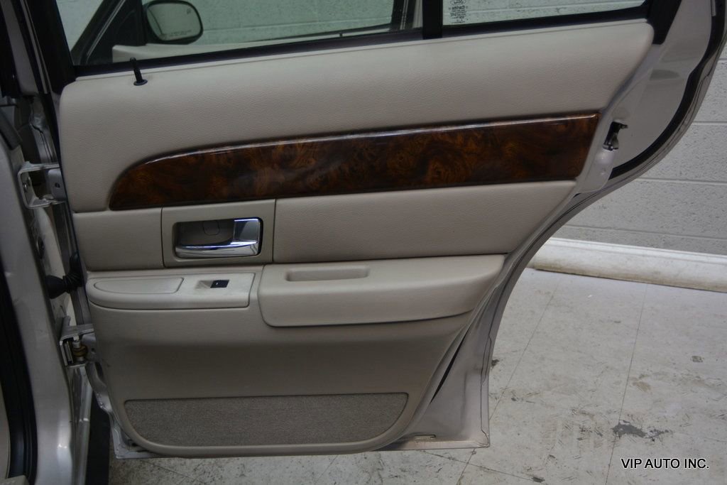 Used 2009 Mercury Grand Marquis LS image 10