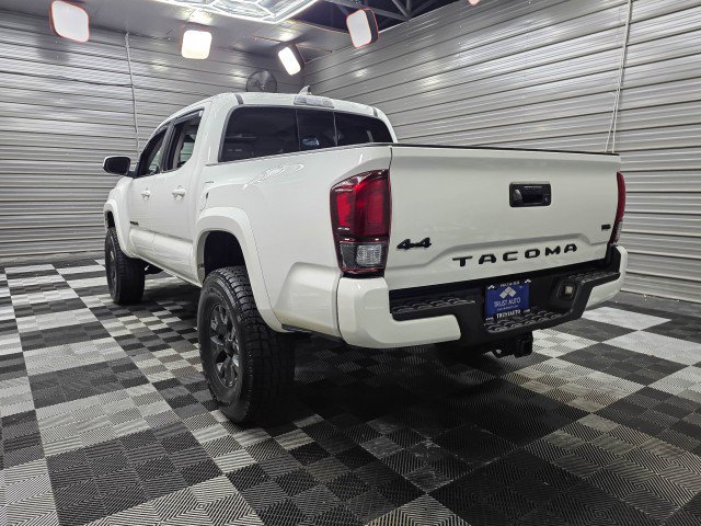 Used 2023 Toyota Tacoma SR5 AWD/4WD image 8