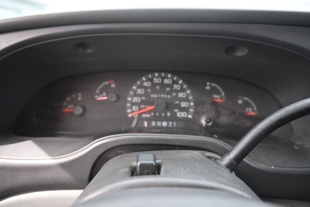 Used 2003 Ford E-450 and Econoline 450 RWD image 35