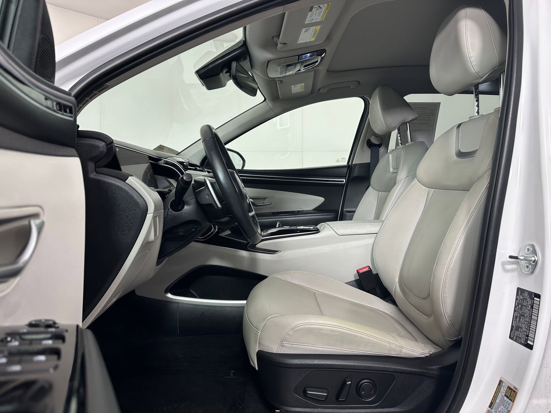 Used 2023 Hyundai Tucson Limited image 4