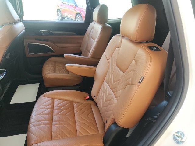 Used 2025 Kia Telluride EX X-Line AWD/4WD image 16