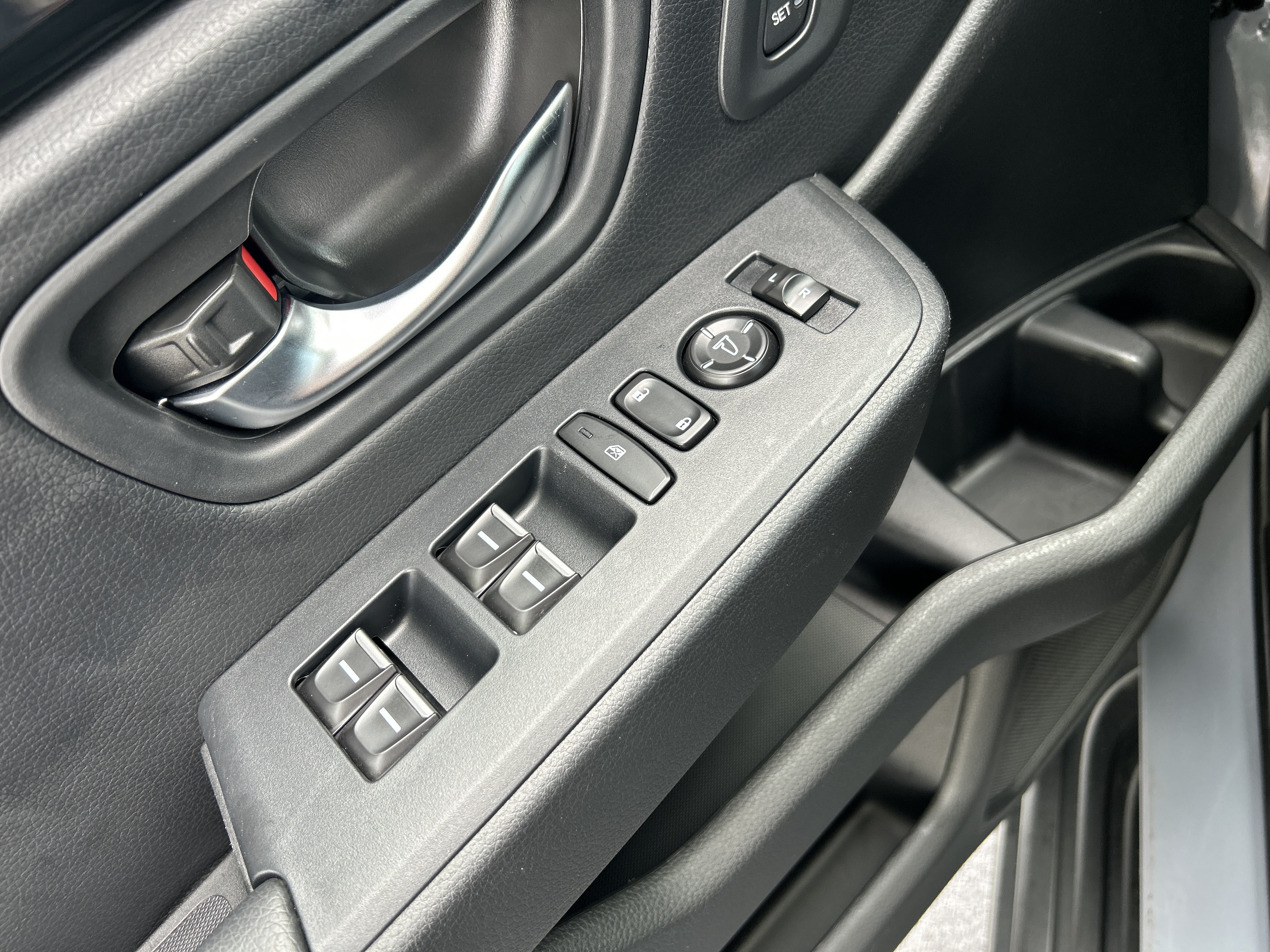 Used 2025 Honda Pilot Touring image 23