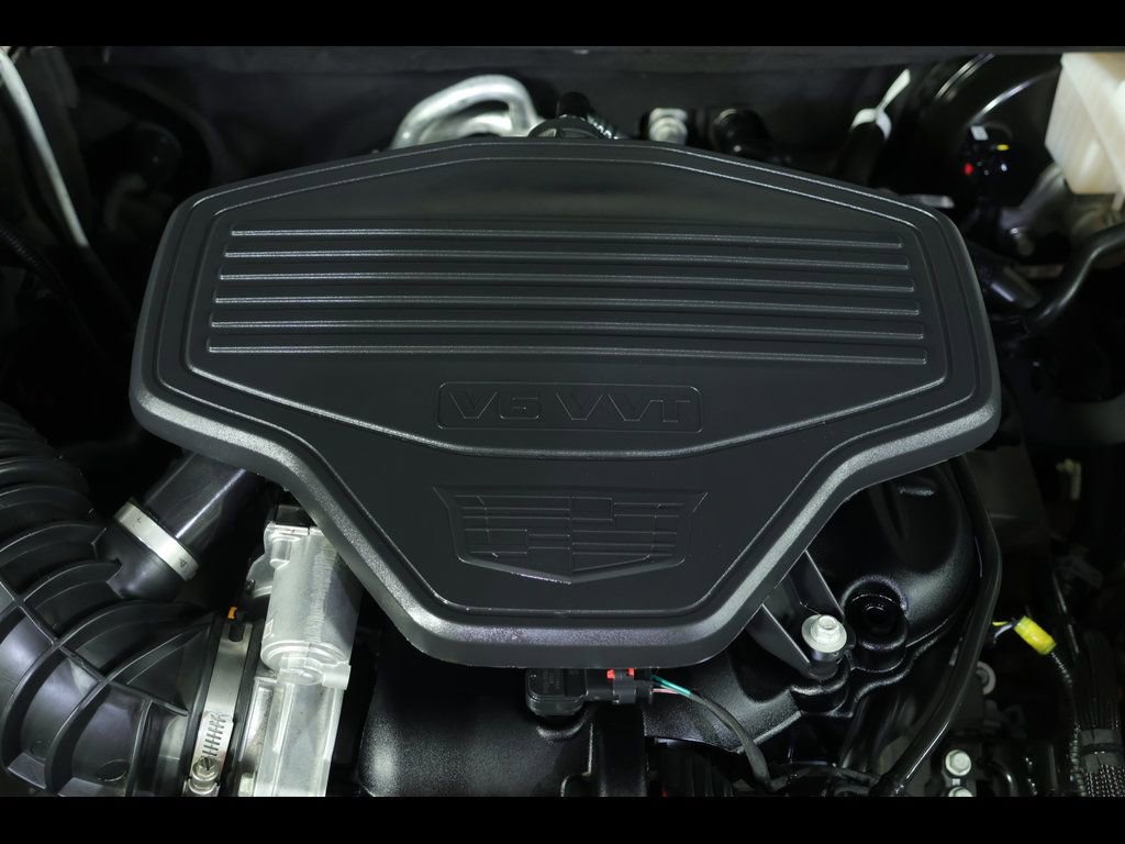 Used 2025 Cadillac XT6 Premium Luxury w/ LPO, Floor Liner Package image 23