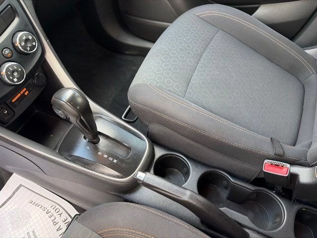 Used 2020 Chevrolet Trax LS w/ Tint and Cruise Package AWD/4WD image 25