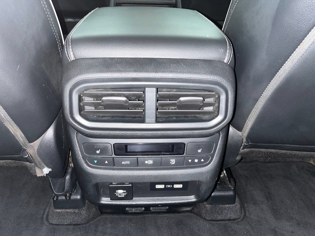 Used 2023 Honda Pilot Elite image 32