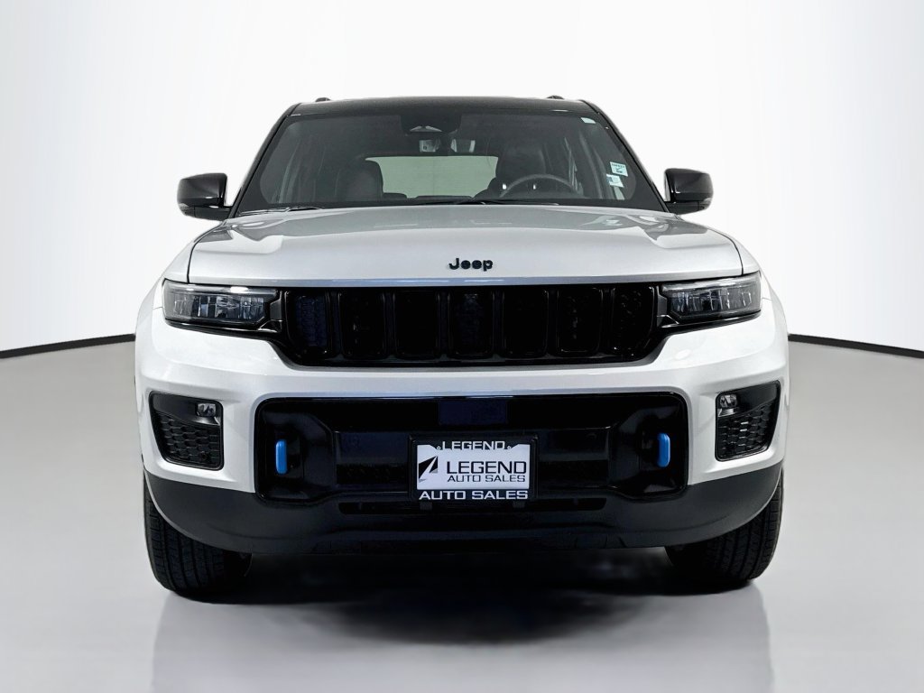 Used 2023 Jeep Grand Cherokee Trailhawk w/ Advanced Protech Group II AWD/4WD image 3