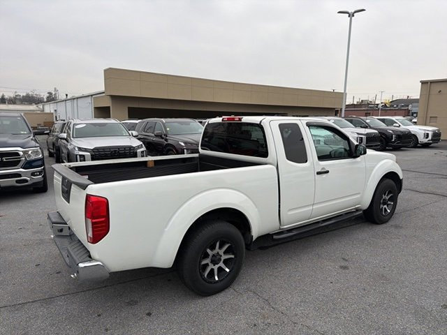 Used 2015 Nissan Frontier S image 11