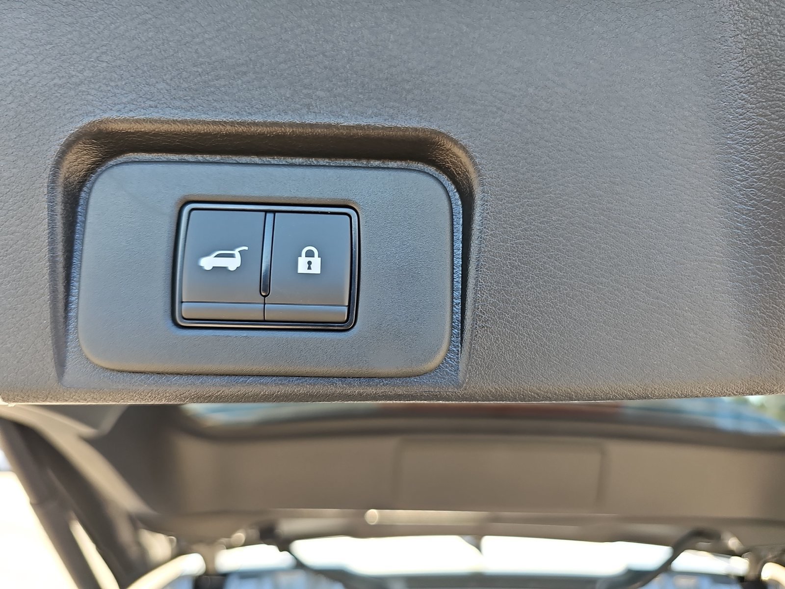 New 2027 Nissan Rogue Dark Armor FWD image 15