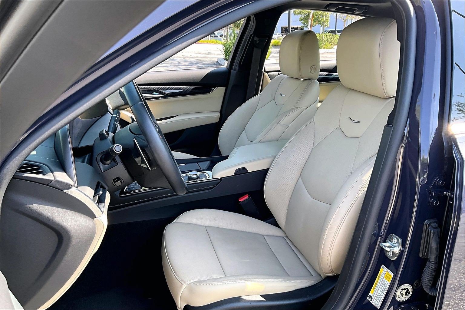 Used 2026 Cadillac CT5 Premium Luxury RWD image 9